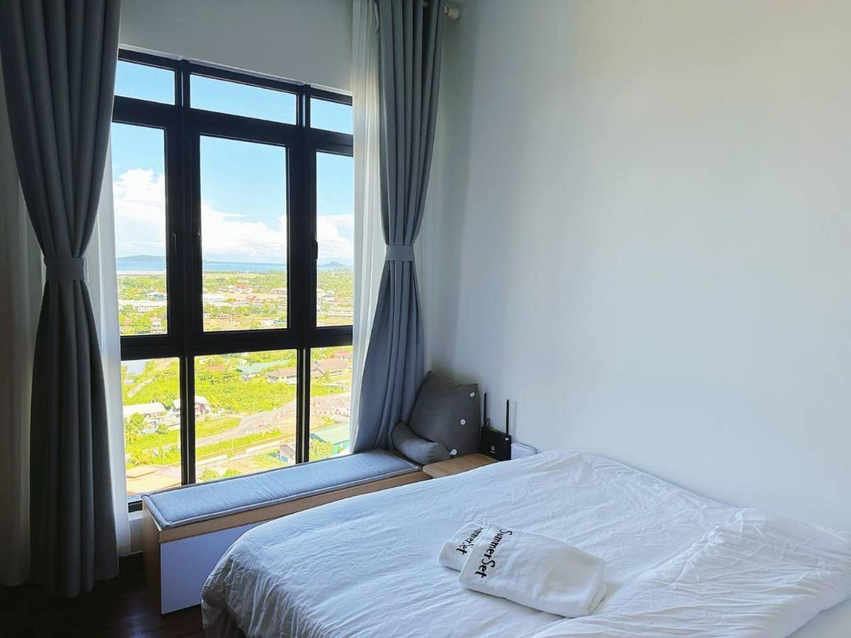 K Avenue Seaview Nearby Airport Apartment *
